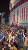 酋长球场外化身欢乐海洋!枪迷疯狂大合唱:今晚没人想回家!